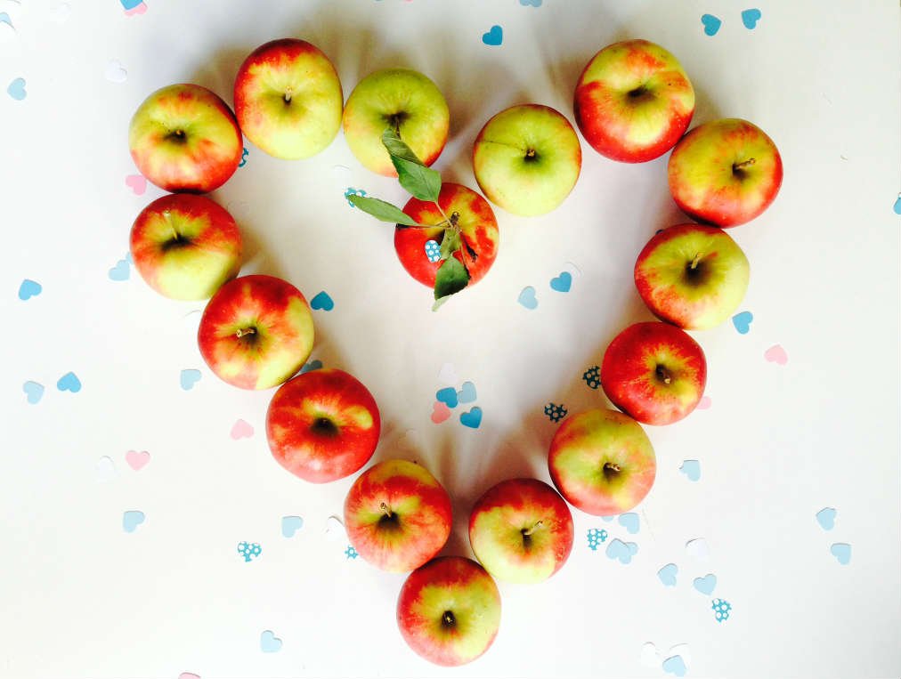 Linda Viert feest - winnaars hart met appels