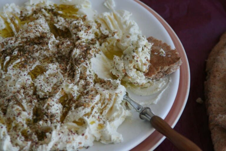 Labne met za’atar