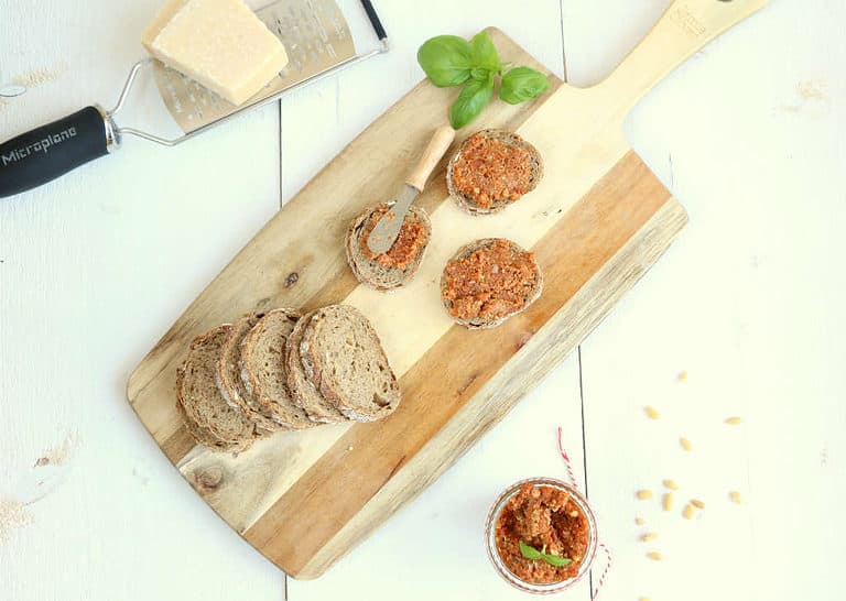 Zelf rode pesto maken