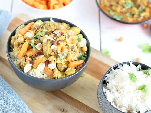 Kip korma met zoete aardappel en kikkererwten