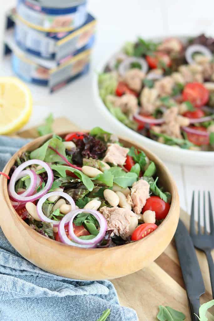 Italiaanse bonensalade met tonijn