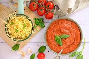 Zelf snelle pastasaus maken uit de blender