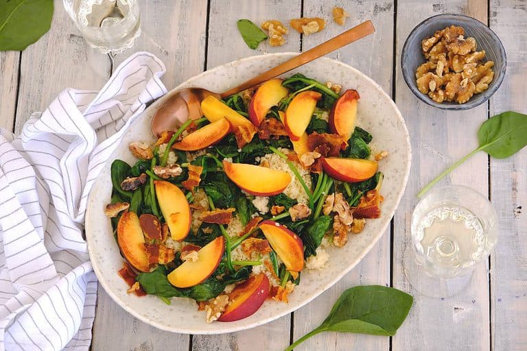 Weekmenu 160 met makkelijke recepten voor het avondeten met deze week een couscous salade, bloemkool stamppot, kabeljauw uit de oven, pastasaus van verse tomaten en kip van Jamie Oliver. Klik snel op de foto voor de recepten. #weekmenu #lekkeretenmetlinda