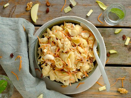 Witlofsalade met pasta