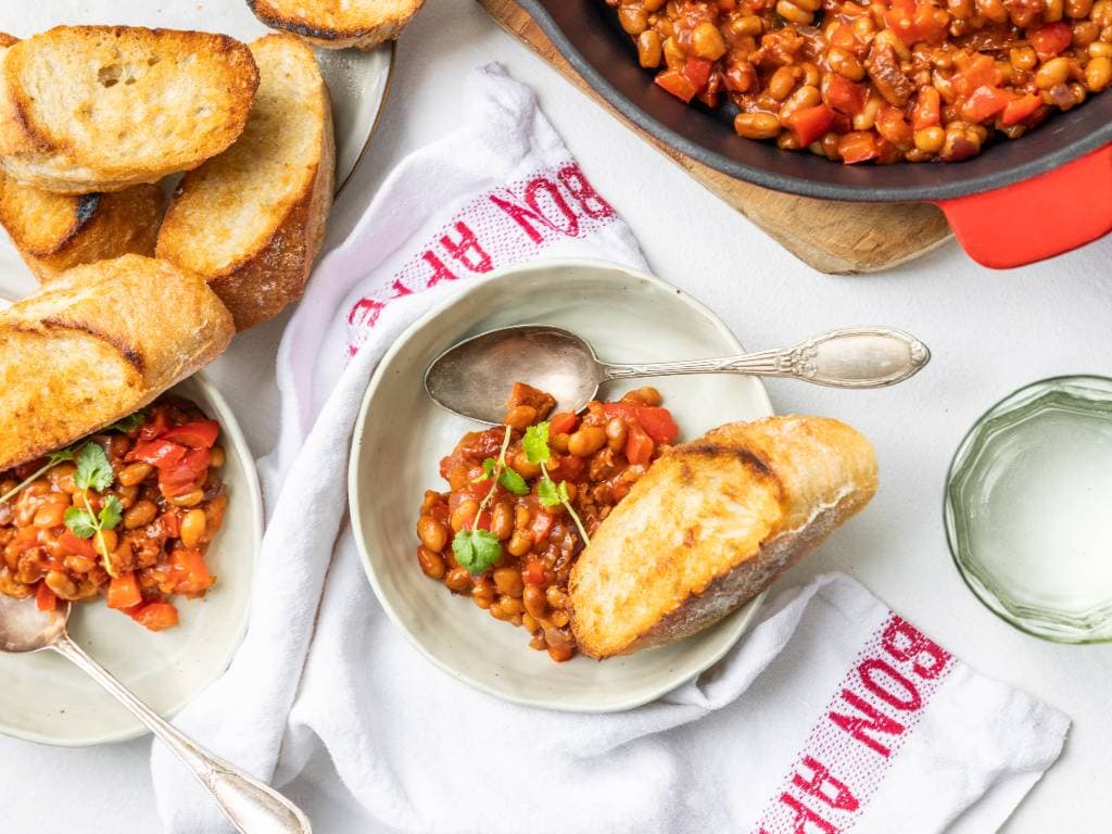 Makkelijk campingrecept bonenschotel