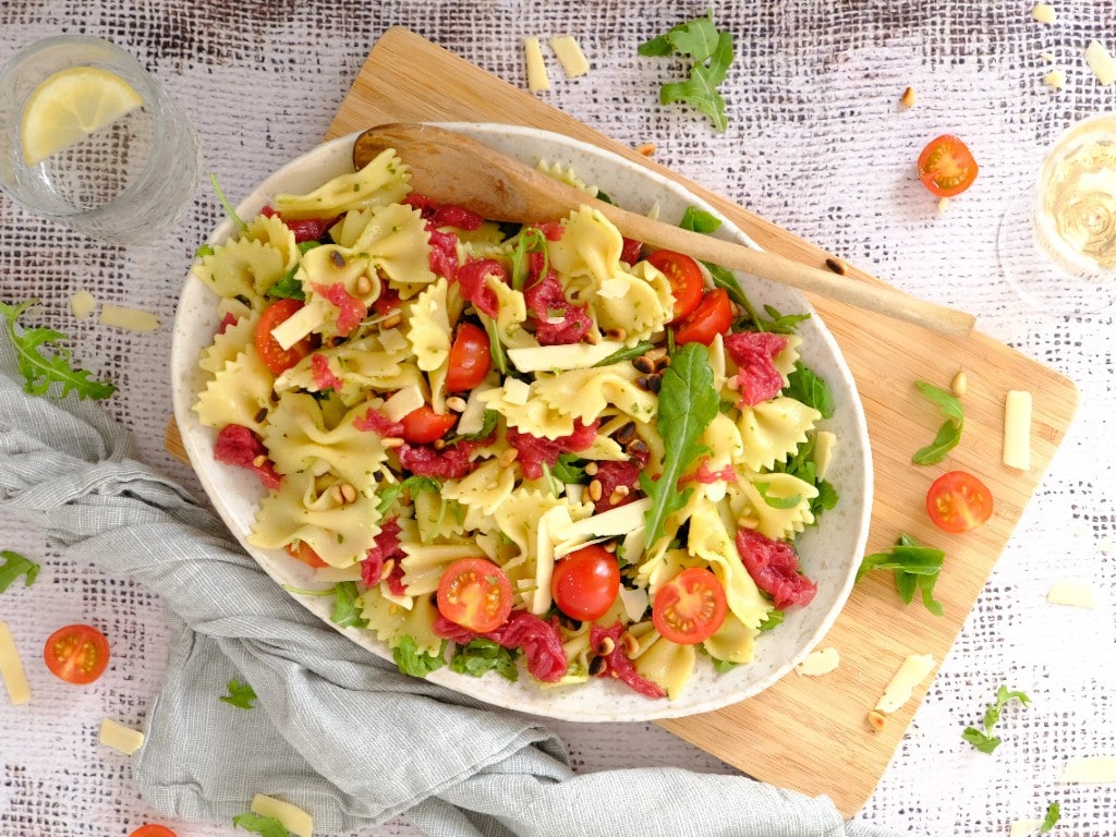 Pasta pesto carpaccio salade