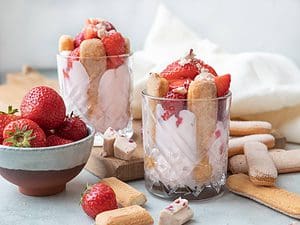 Tiramisu met aardbeien en kwark