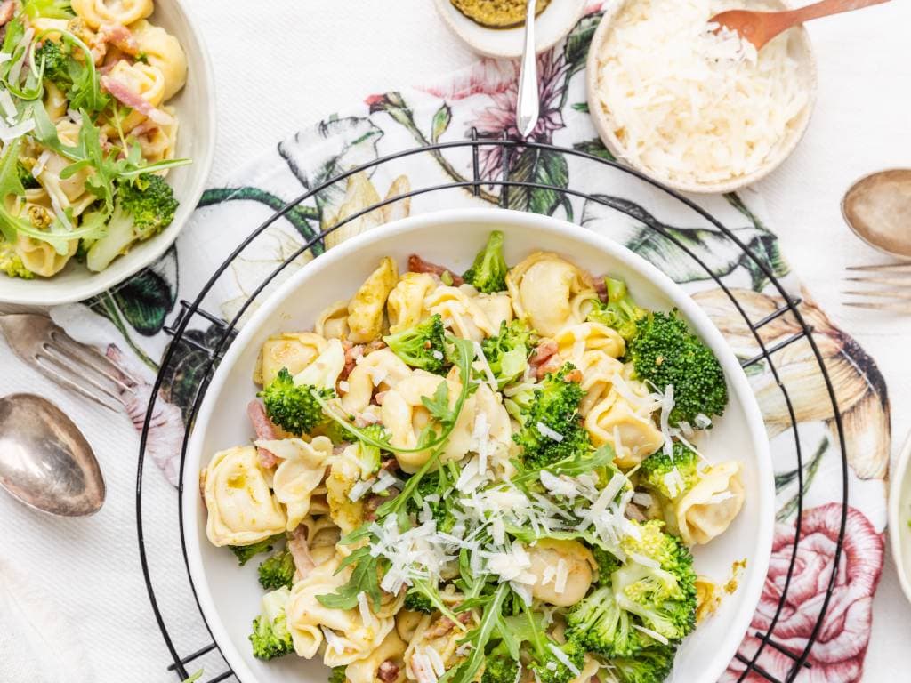 Tortellini met pesto