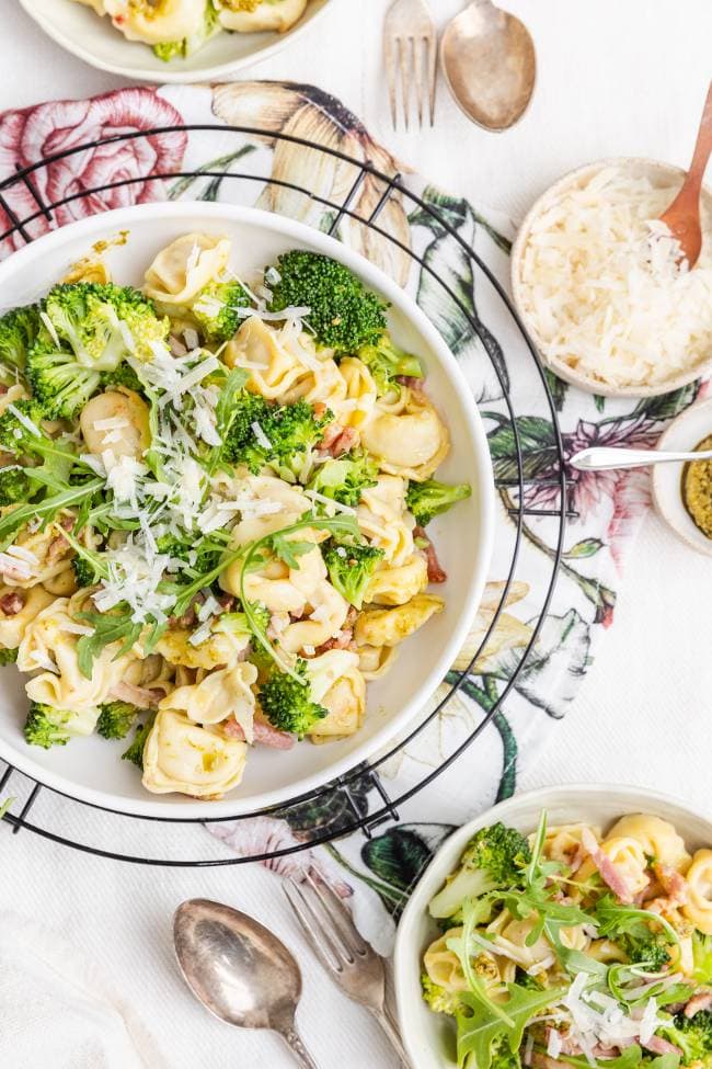 Tortellini met pesto