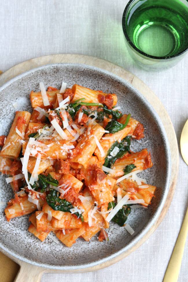 Pasta met chorizo recept