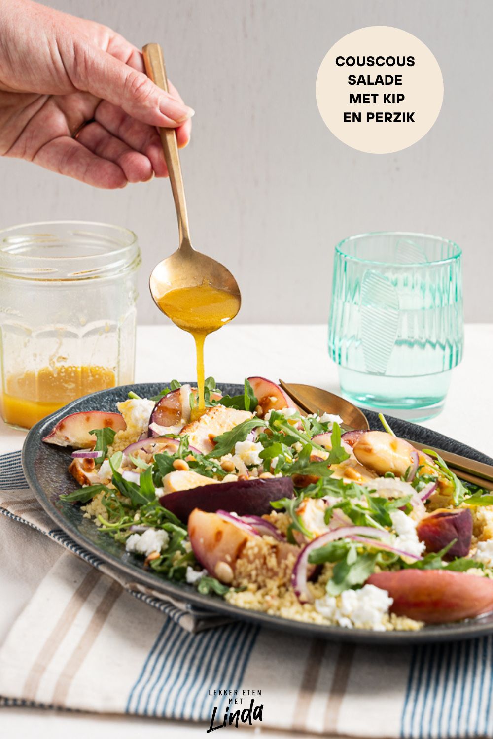 Couscous salade met gegrilde kip en perzik