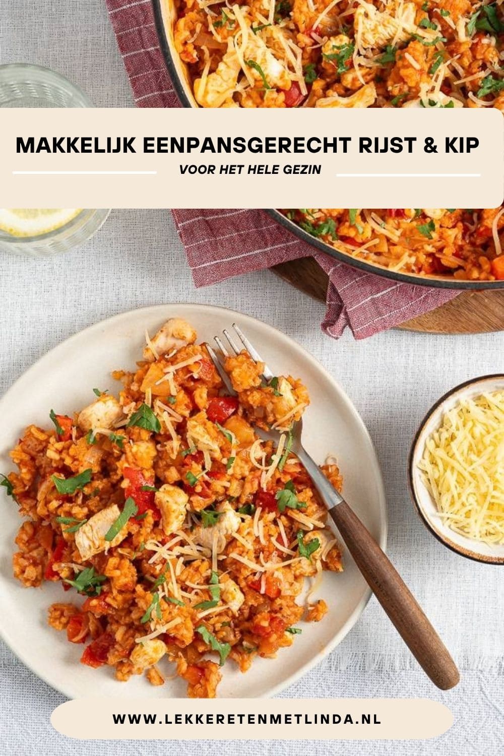 Eenpansgerecht met rijst kip en paprika